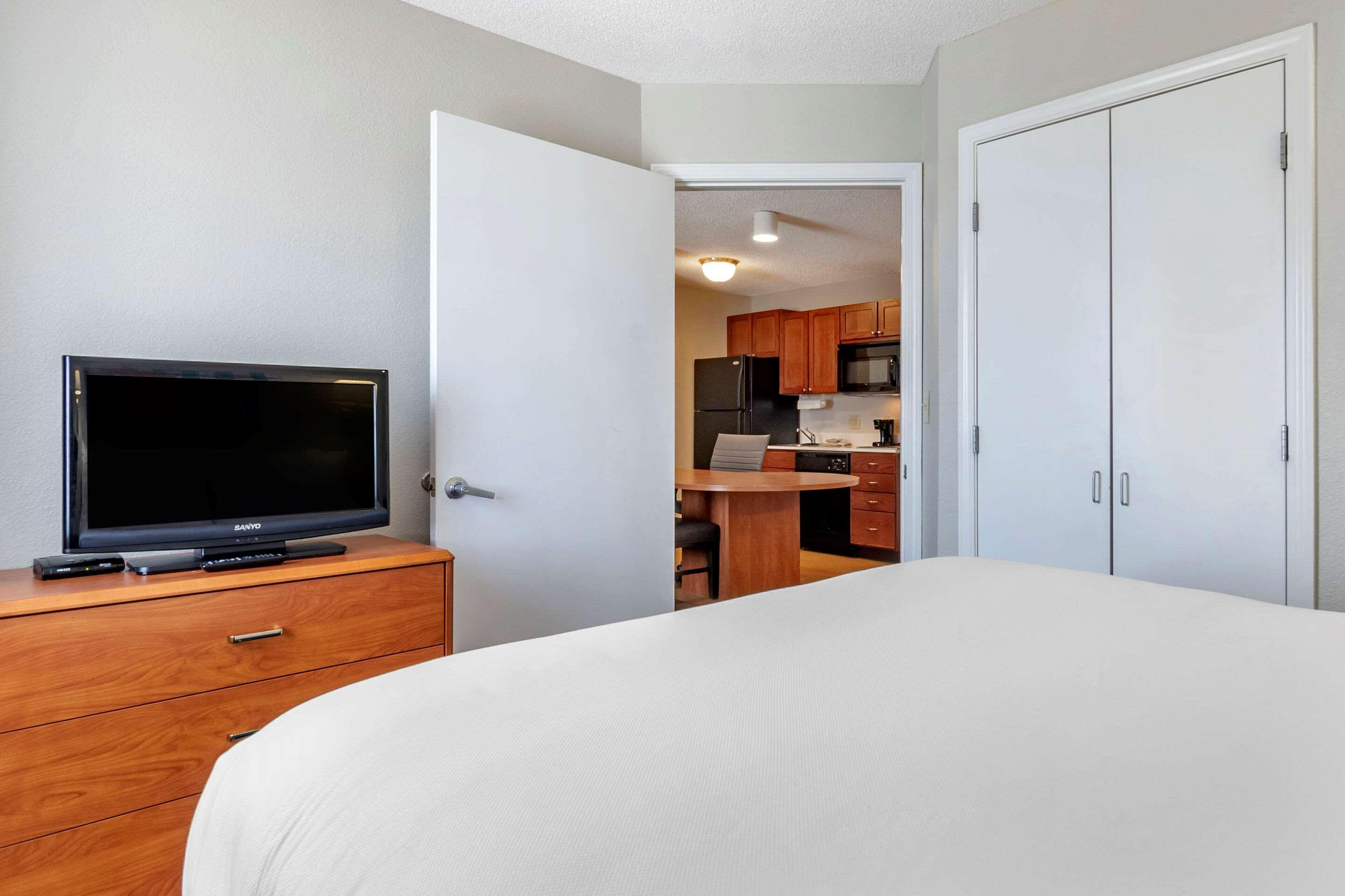 Mainstay Suites Emporia Buitenkant foto